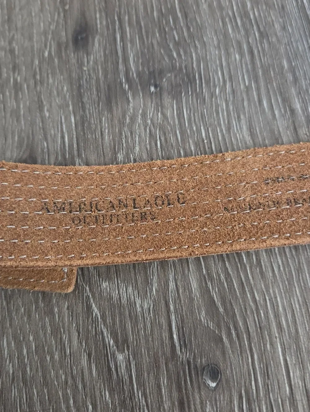 AMERICAN EAGLE BROWN GENUINE LEATHER  STITCHED CASUAL BELT Sz M Unisex